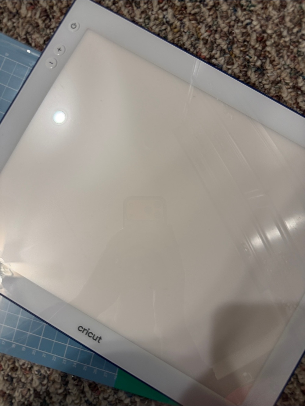 Cricut White Light Pad with Blue Edge